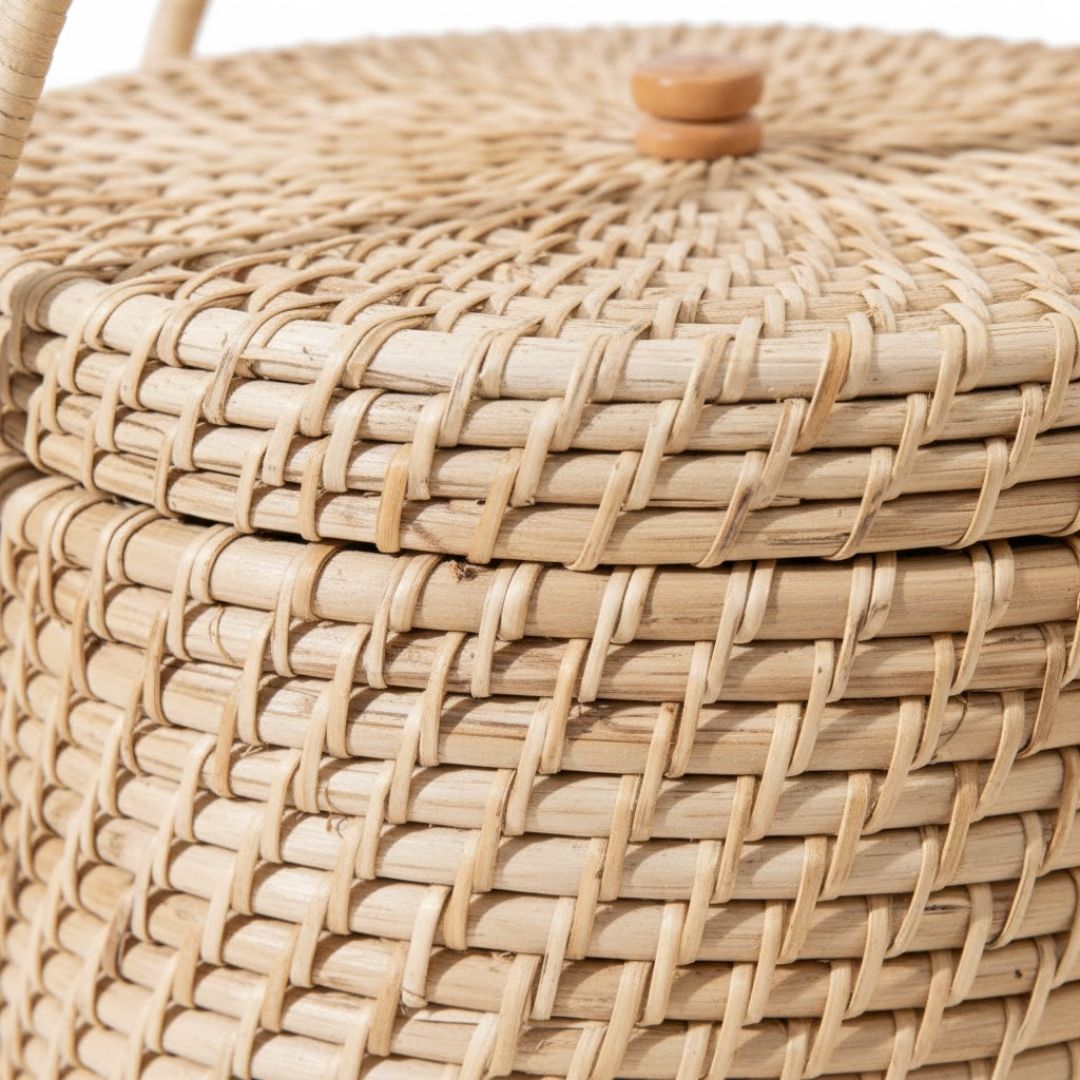 Elegant Rattan Picnic Basket